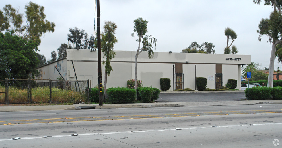 4719 E Washington Blvd, Commerce, CA for lease - Building Photo - Image 3 of 9