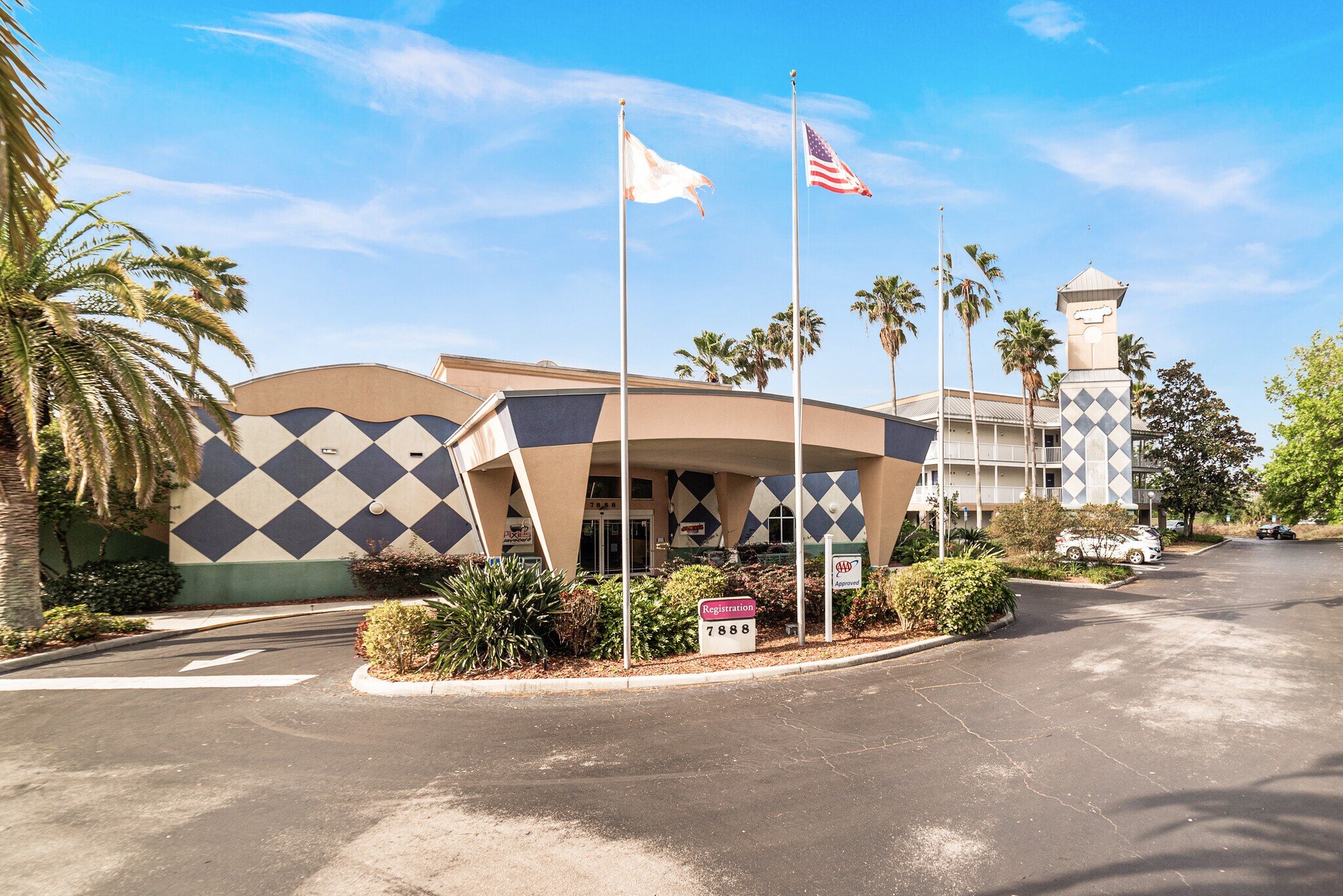 7888 W Irlo Bronson Memorial Hwy, Kissimmee, FL 34747 Clarion Suites