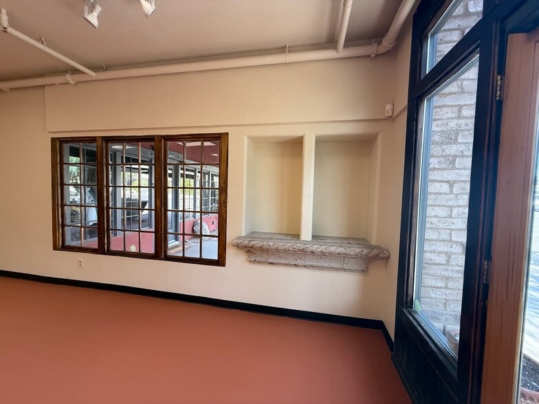 6130-6142 E Cave Creek Rd, Cave Creek, AZ for lease - Building Photo - Image 2 of 19