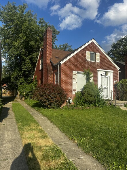 18658 Rutherford St, Detroit, MI for sale - Building Photo - Image 2 of 11