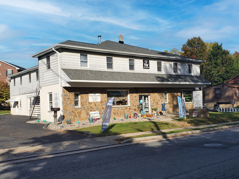 226 W Park Pl, Newark, DE for lease - Building Photo - Image 1 of 2