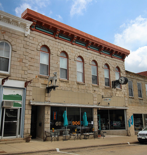 215 High St, Mineral Point, WI for sale - Building Photo - Image 1 of 1