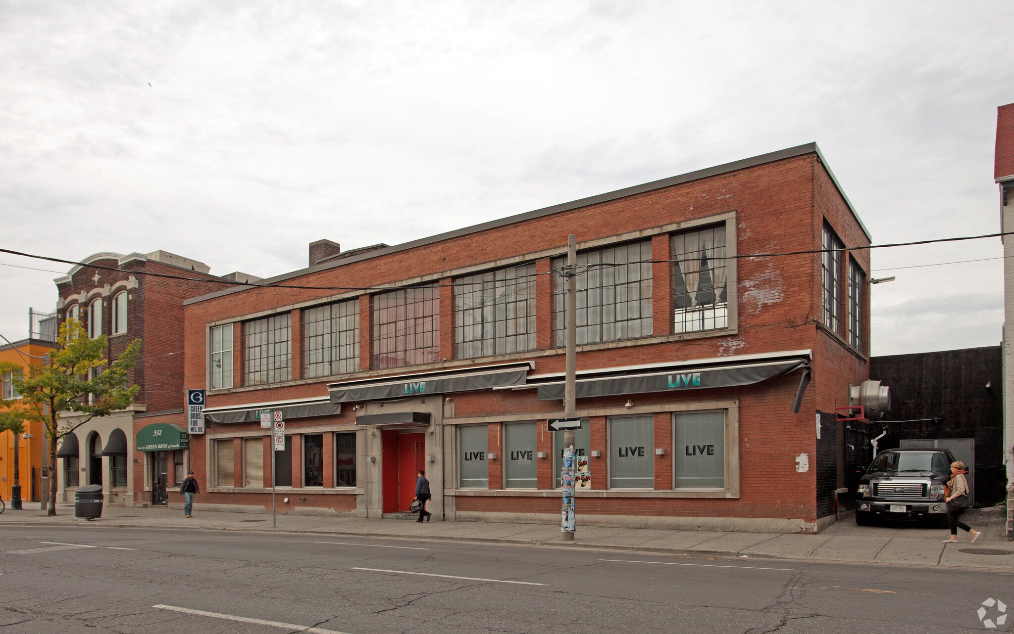 332 Richmond St W, Toronto, ON for sale Primary Photo- Image 1 of 1