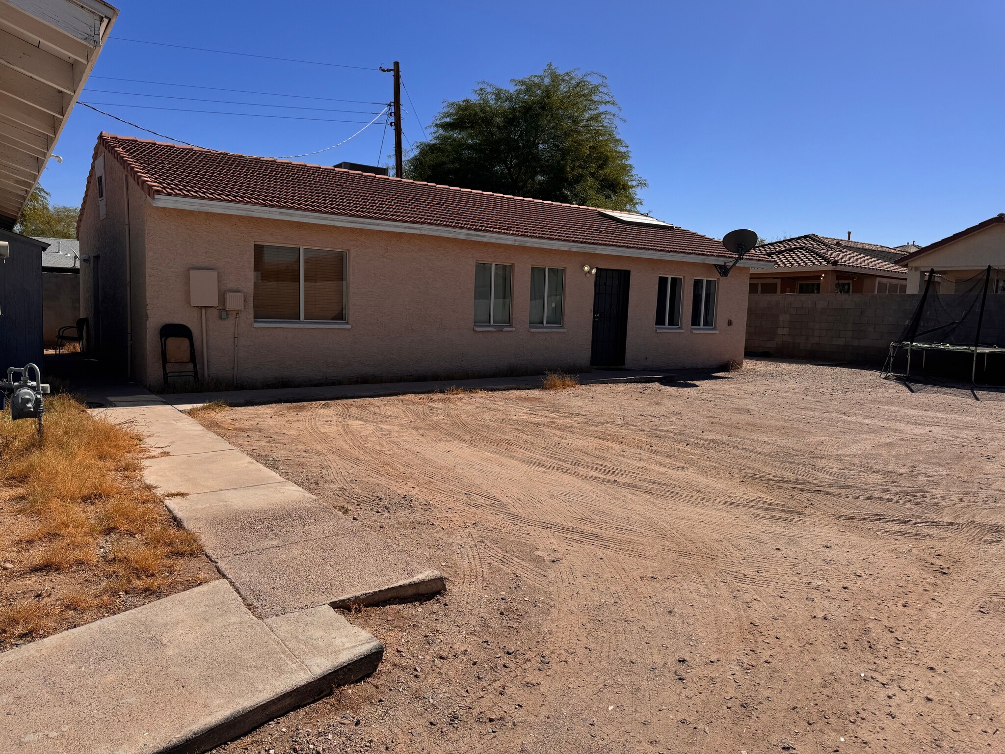 4117 W Alta Vista Rd, Phoenix, AZ for sale Primary Photo- Image 1 of 4