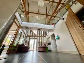 The, Bishop's Stortford for lease Interior Photo- Image 2 of 9