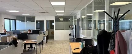 1623 Avenue Henri Schneider, Jonage for lease Interior Photo- Image 1 of 3