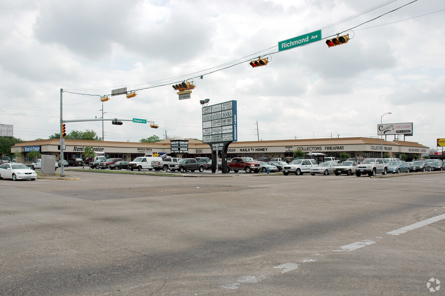 3301 Fondren Rd, Houston, TX for lease - Building Photo - Image 3 of 8