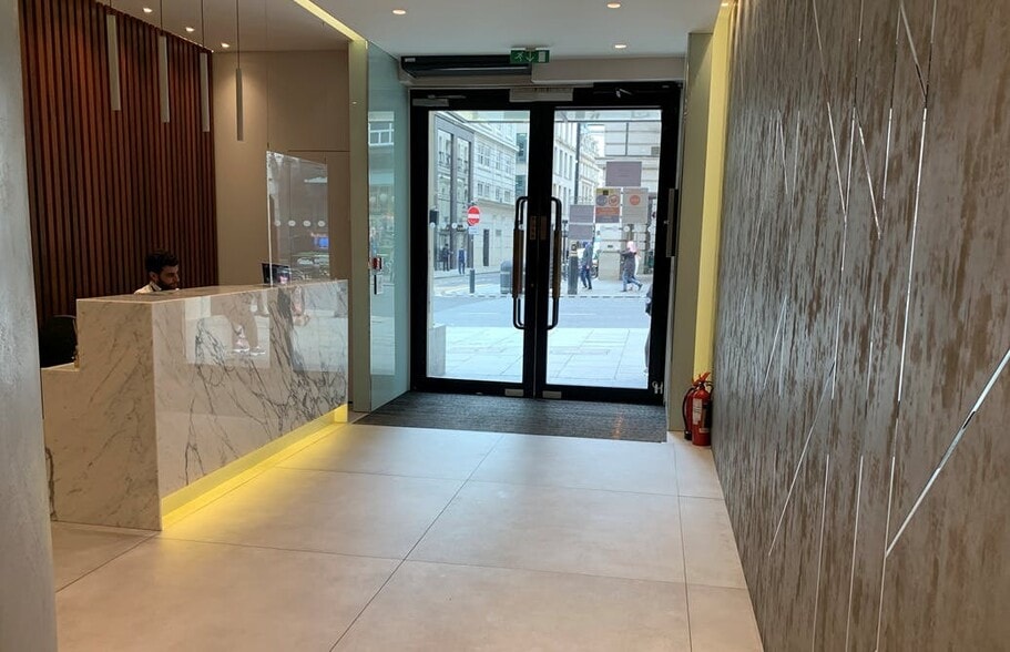 30 Haymarket, London for lease - Building Photo - Image 3 of 3