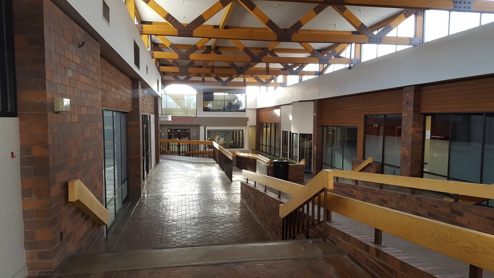 3905-3923 Wasatch Blvd, Salt Lake City, UT for lease - Interior Photo - Image 3 of 6