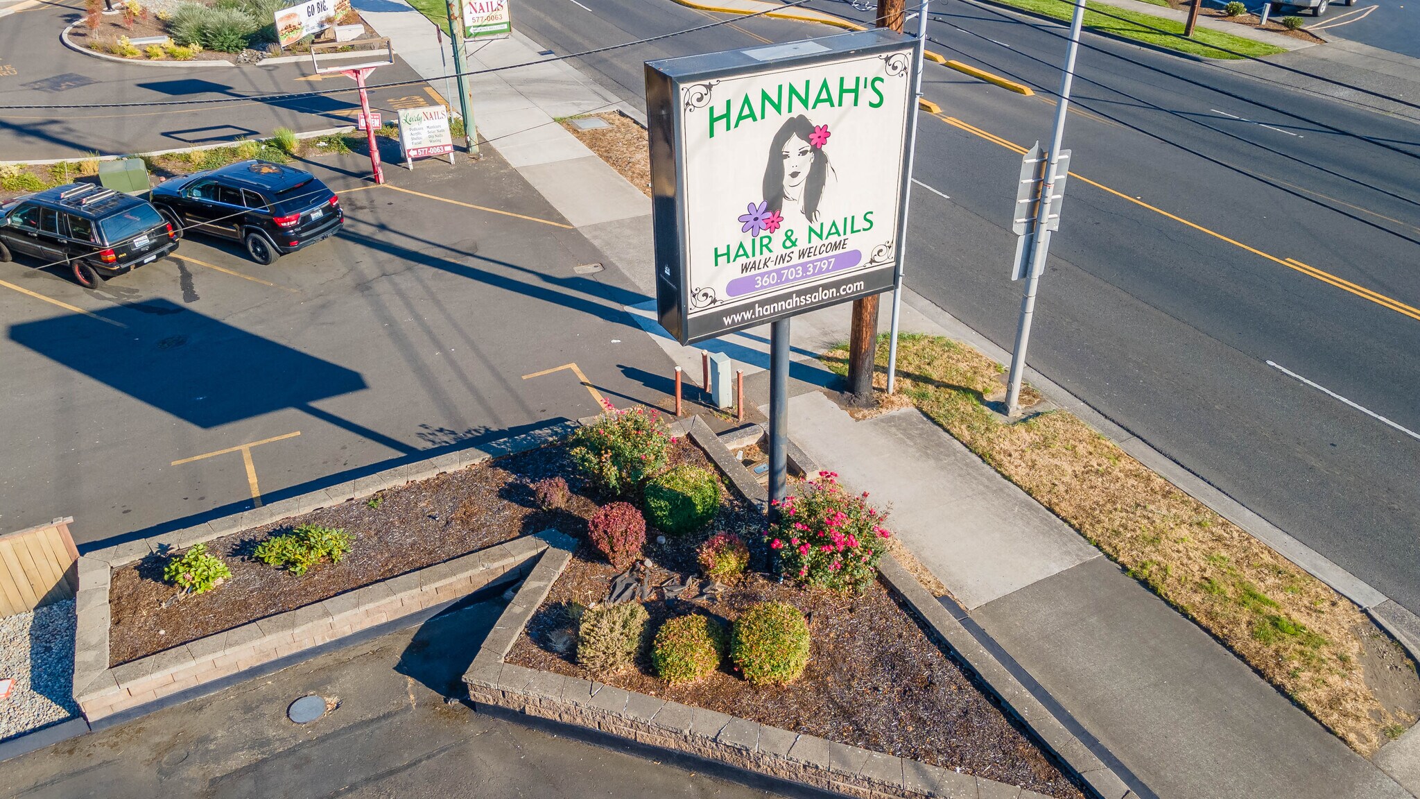 1304 Ocean Beach Hwy, Longview, WA 98632 - Hannah's Salon | LoopNet