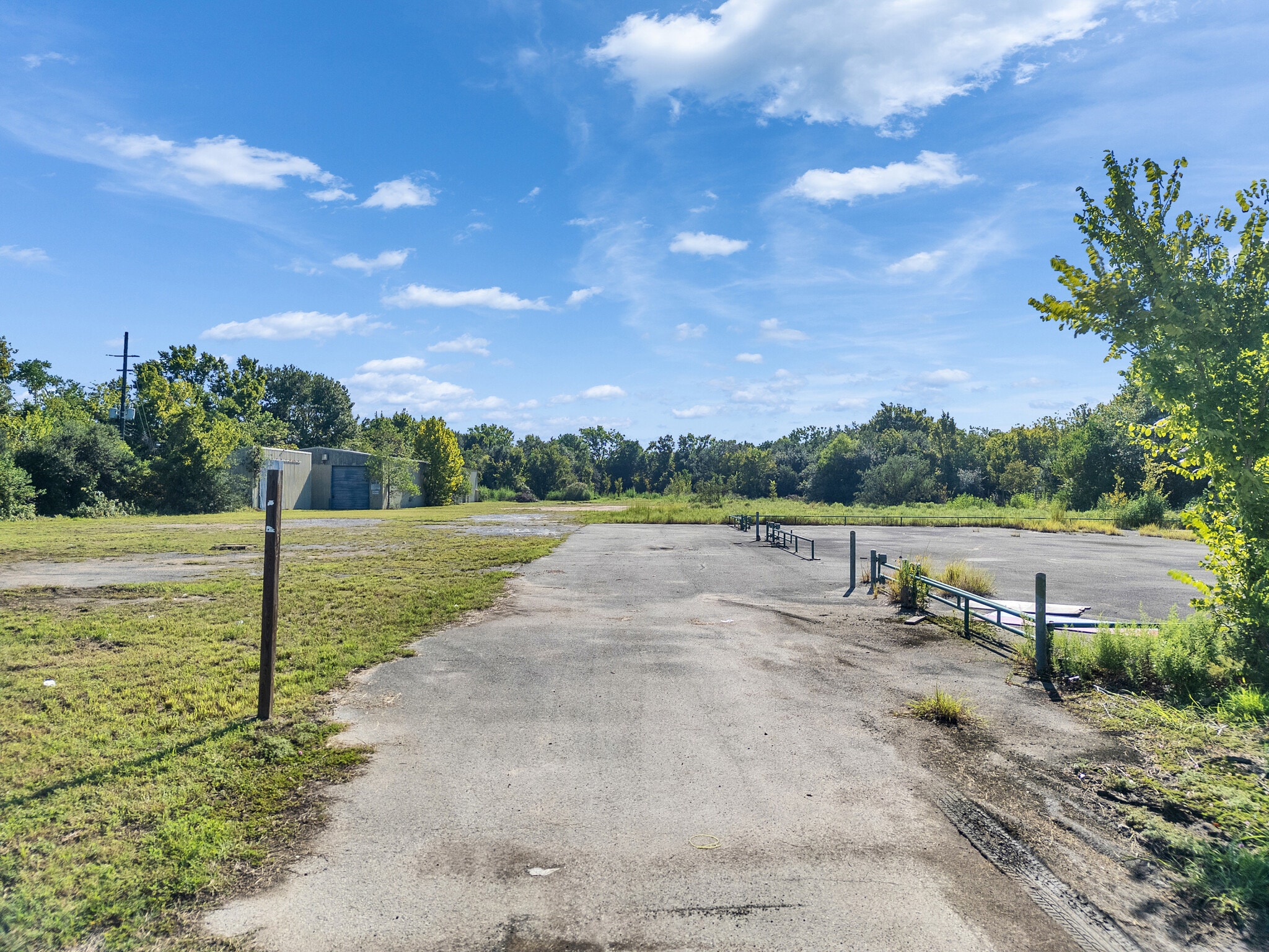 2109 Cullen Blvd, Pearland, TX for lease Other- Image 1 of 3