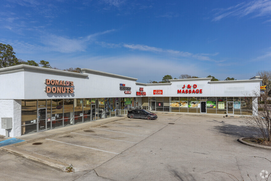 11101 FM 1960 E Rd, Huffman, TX for lease - Primary Photo - Image 1 of 4