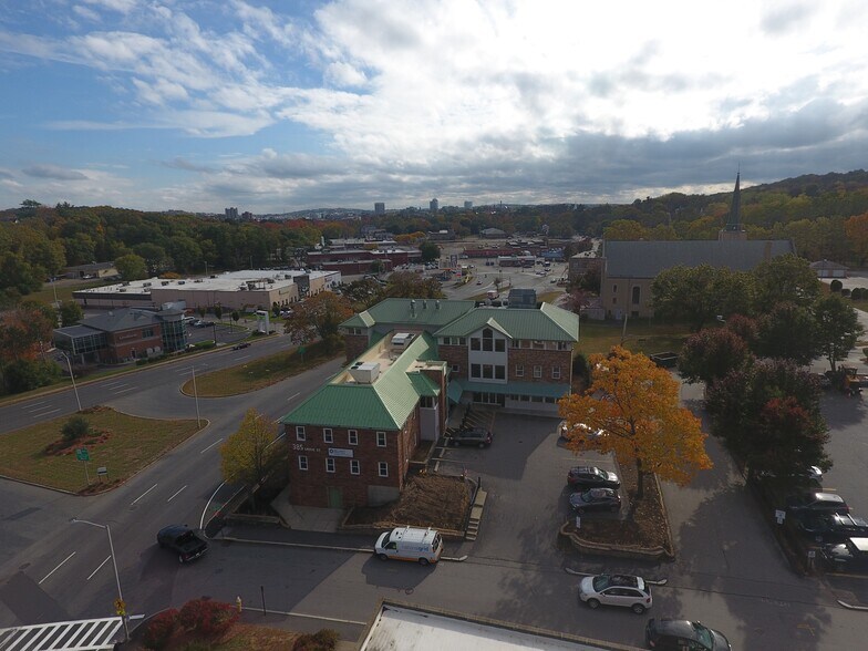 385 Grove St, Worcester, MA for lease - Building Photo - Image 2 of 4