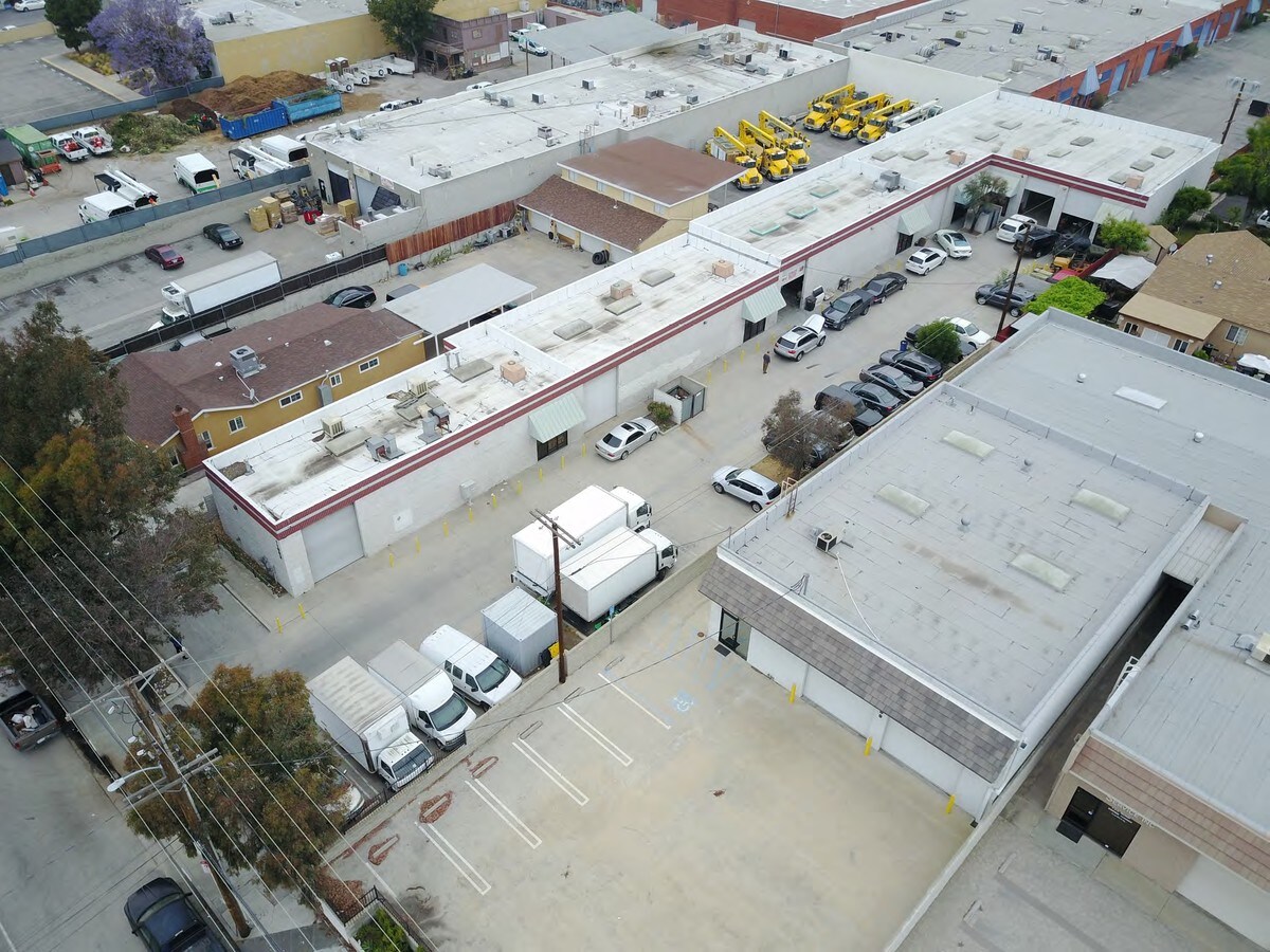 11003 Penrose St, Sun Valley, CA 91352