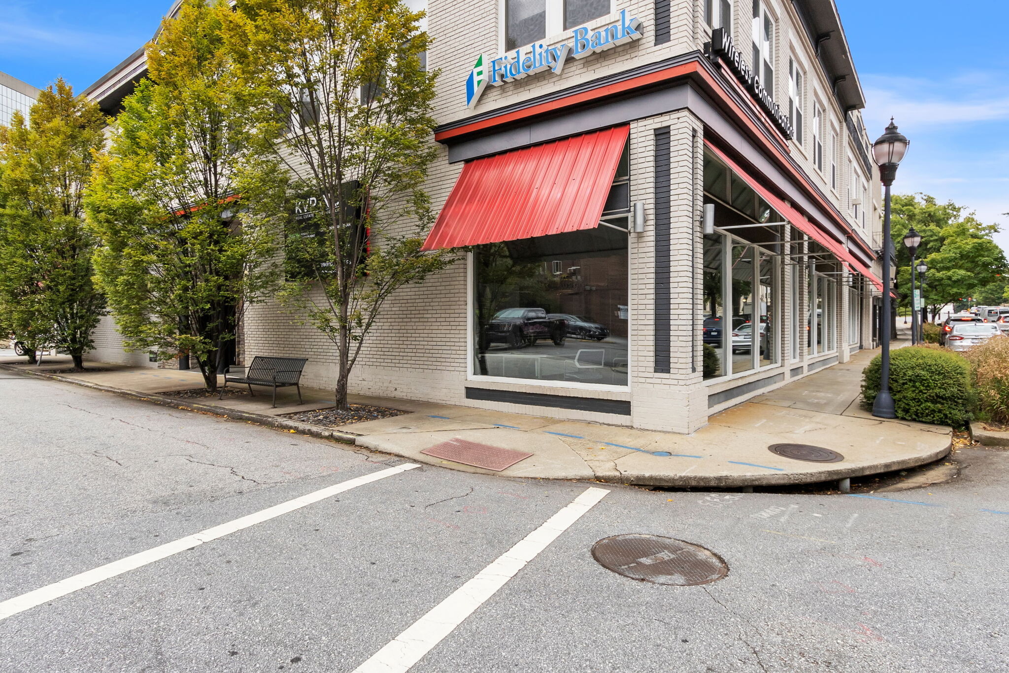 105 E North St, Greenville, SC for lease Building Photo- Image 1 of 26