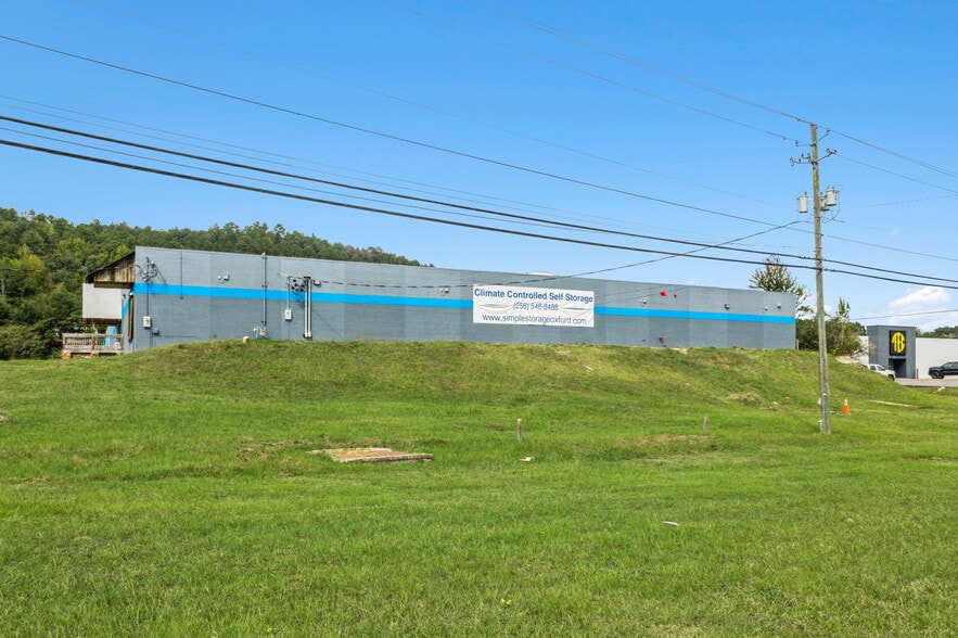 321 Hamric Dr W, Oxford, AL for sale - Building Photo - Image 2 of 6