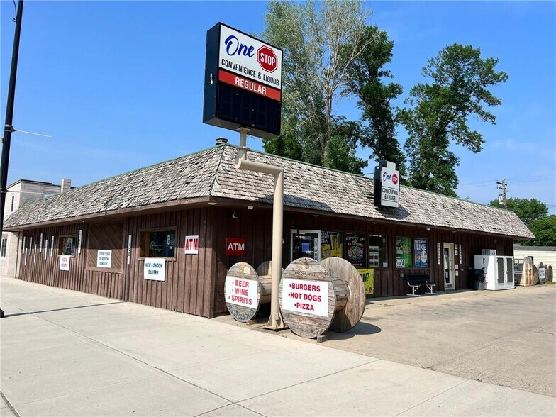 661 Lakeview, Lake Lillian, MN for sale - Primary Photo - Image 1 of 1