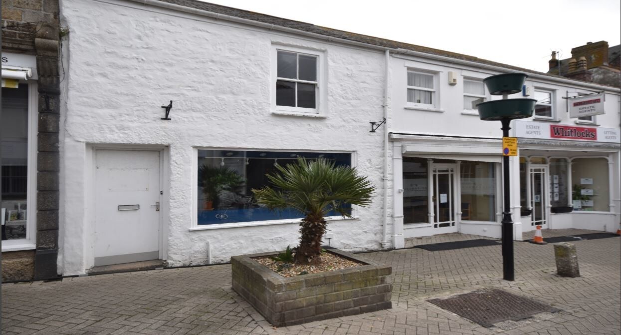 47 Causewayhead, Penzance for sale Primary Photo- Image 1 of 1