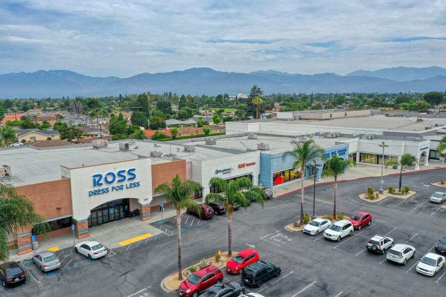 1735-1869 N Hacienda Blvd, La Puente, CA for lease - Building Photo - Image 1 of 10