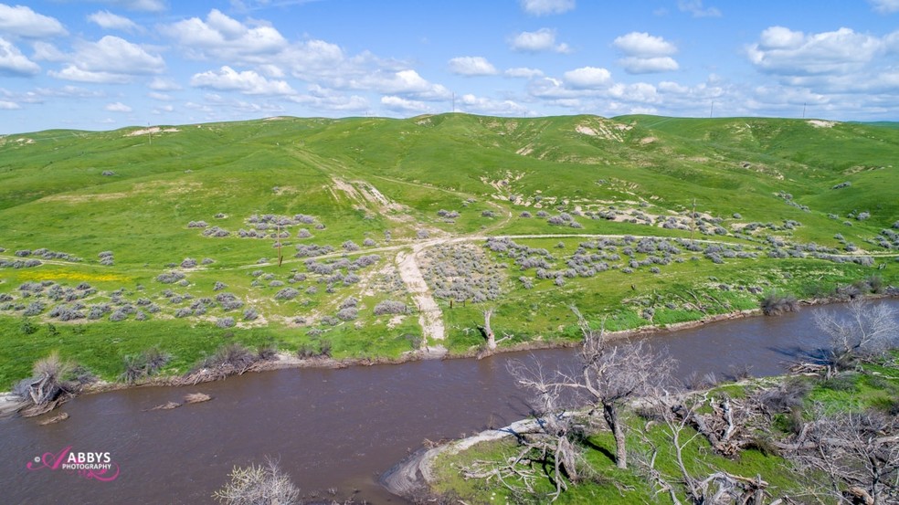 13100 Oilfields Rd, Bakersfield, CA for sale - Building Photo - Image 2 of 7