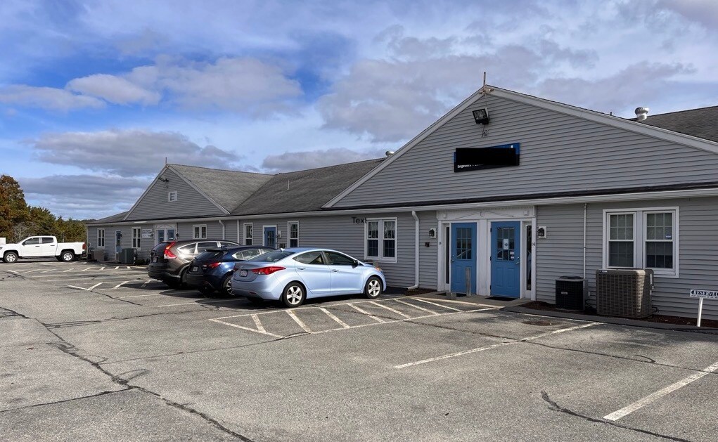 46 Barlows Landing Rd, Pocasset, MA 02559 Pocasset Village