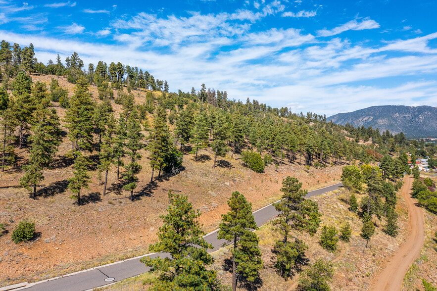 1300 W Lower Coconino Ave, Flagstaff, AZ for sale - Primary Photo - Image 1 of 28