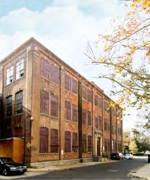 2275 Bridge St- Building 212, Philadelphia, PA for sale - Building Photo - Image 2 of 3