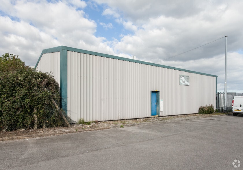 Princes Way, Bridgend for sale - Building Photo - Image 2 of 3