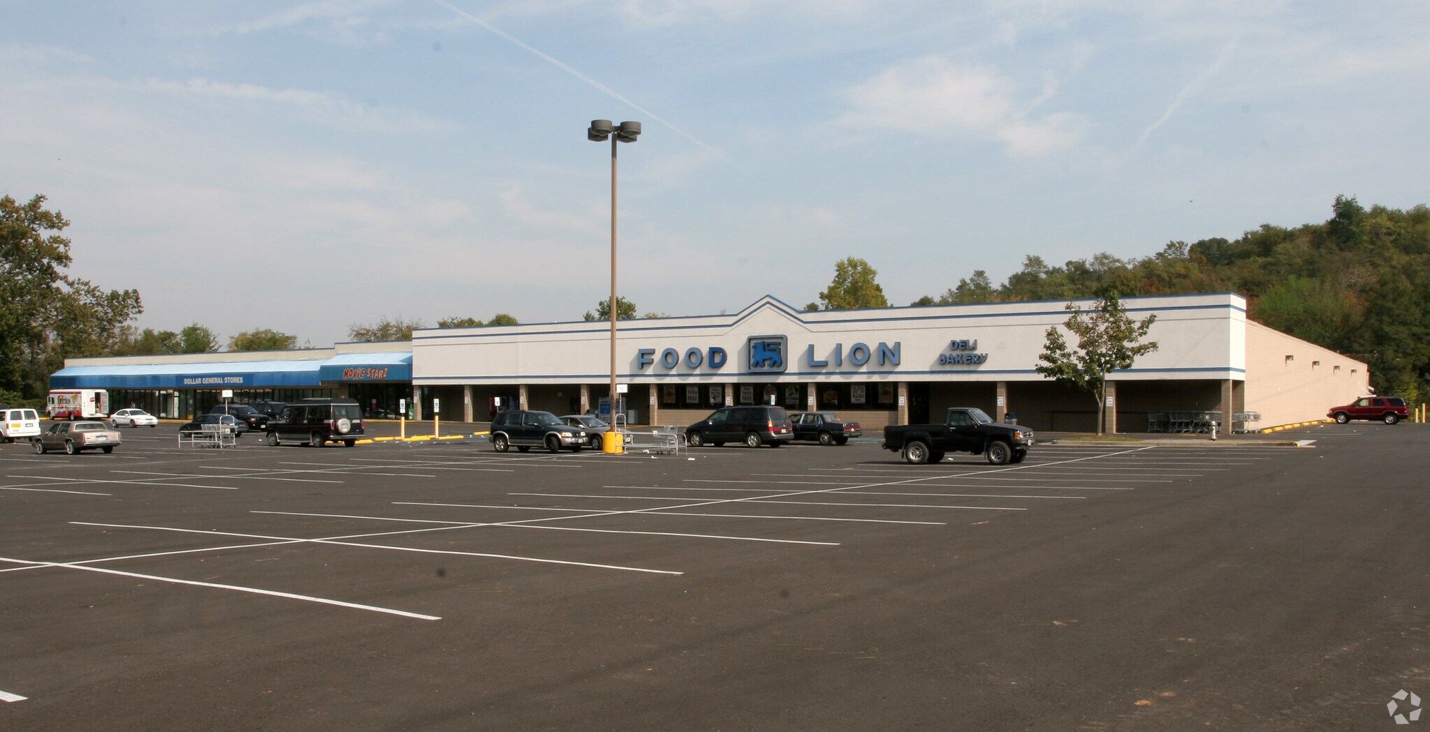 2110 Bennington St SE, Roanoke, VA for sale Primary Photo- Image 1 of 1