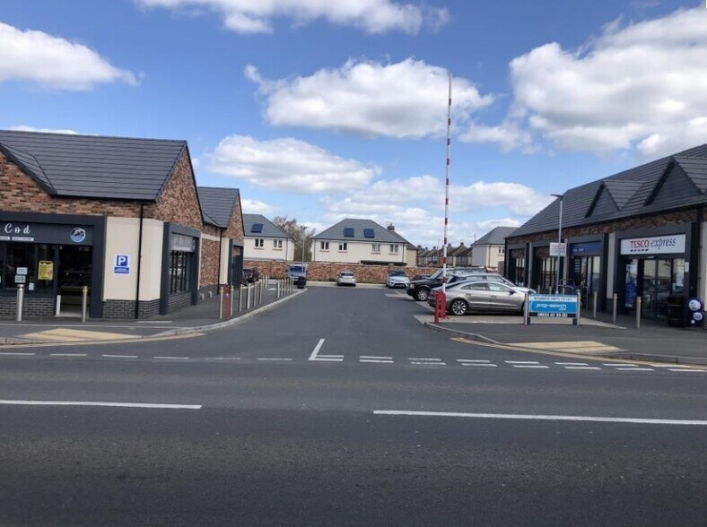 Units 34 Irthlingborough Rd, Wellingborough, NN9 5EH Retail for