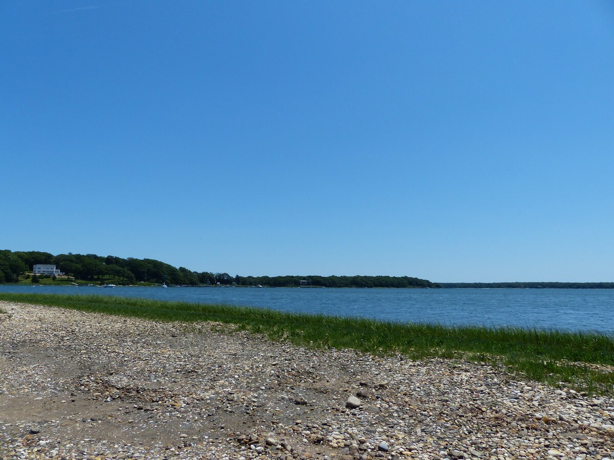 32 Ram Island Dr, Shelter Island, NY 11965