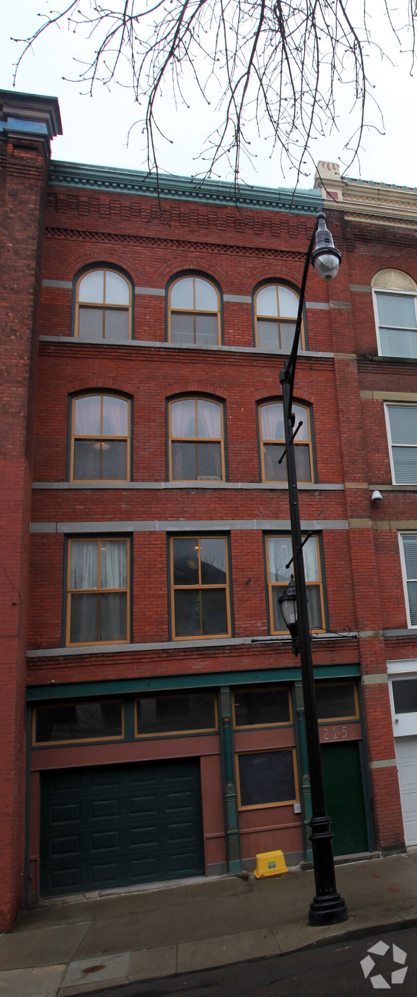 215 State St, Binghamton, NY for sale Primary Photo- Image 1 of 1