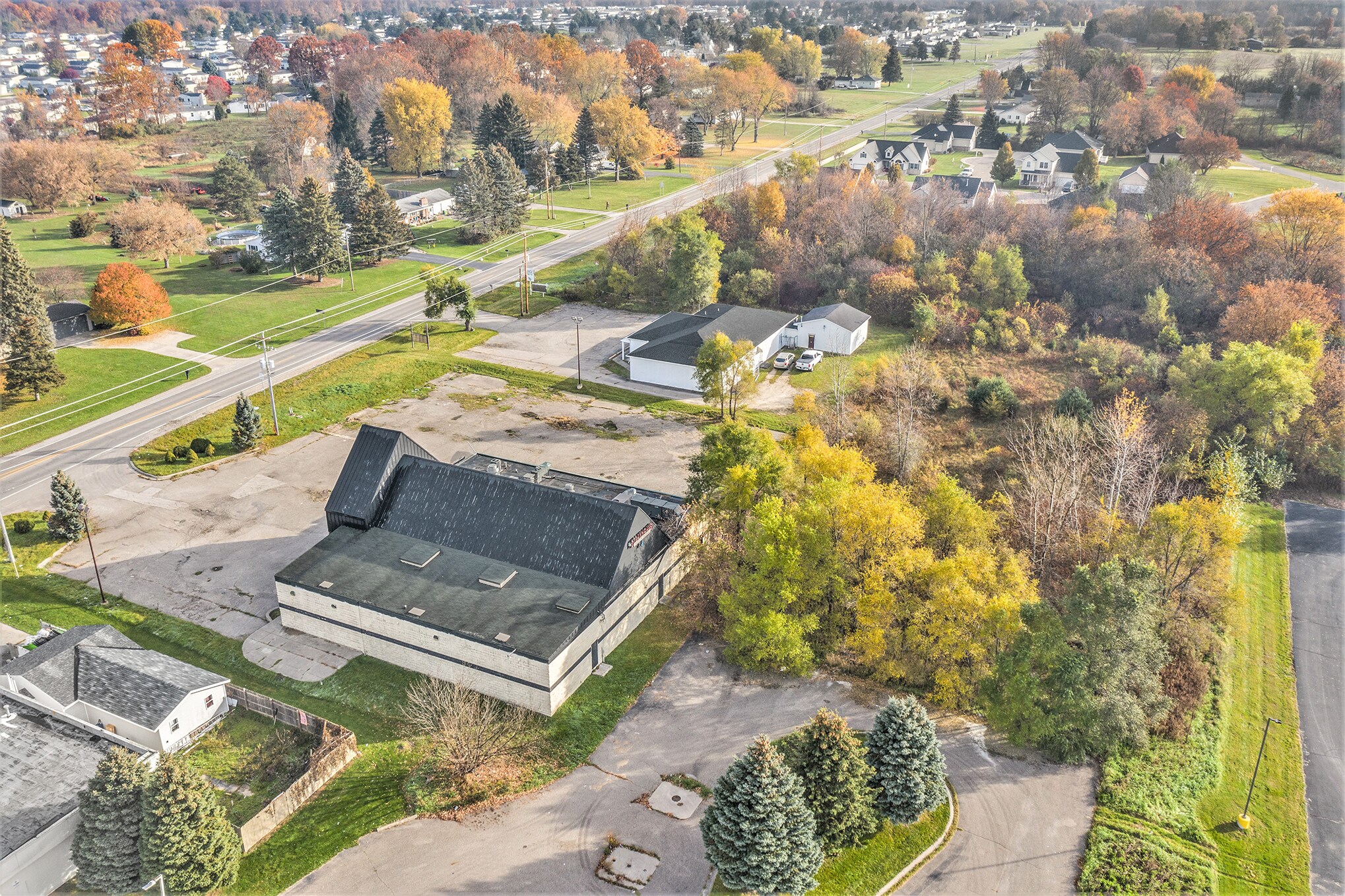 5030 Coldwater Rd, Flint, MI 48506 Genesee Twp 3 Unit 8100 Sq ft