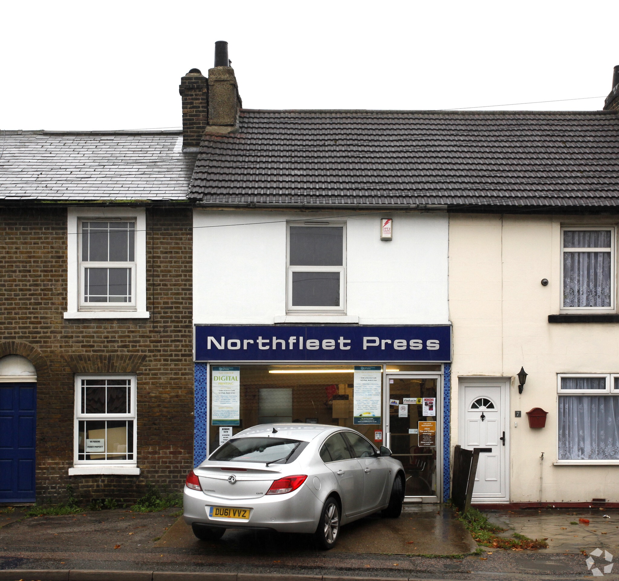 5-6 Stonebridge Rd, Northfleet for sale Primary Photo- Image 1 of 1