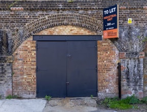 2-4 Colne Rd, Twickenham for lease Building Photo- Image 1 of 3