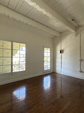 672 S La Fayette Park Pl, Los Angeles, CA for lease Interior Photo- Image 2 of 19