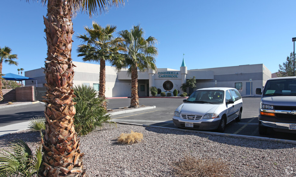 5120 S Eastern Ave, Las Vegas, NV for sale - Primary Photo - Image 1 of 1