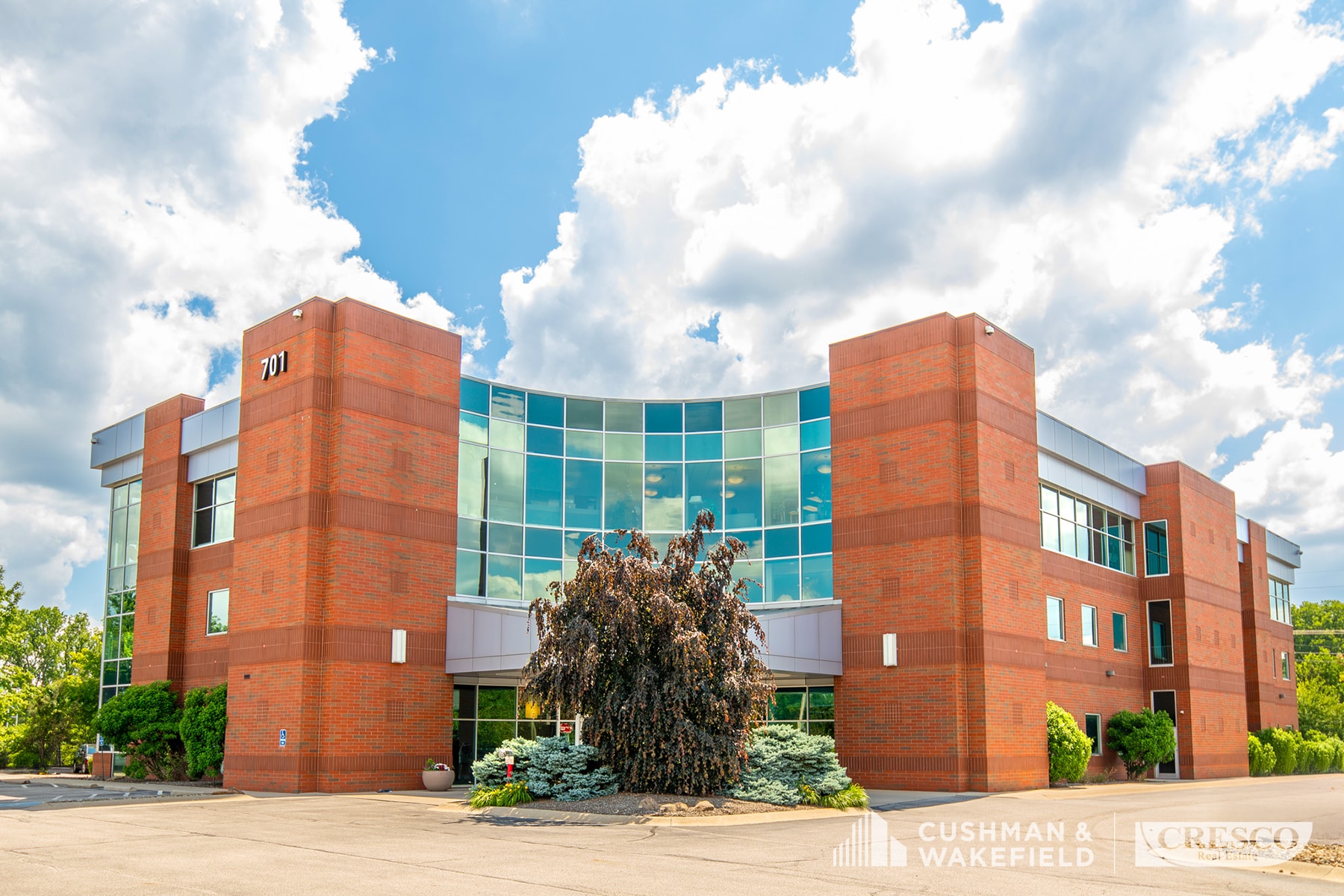 701 White Pond Dr, Akron, OH for lease Building Photo- Image 1 of 10