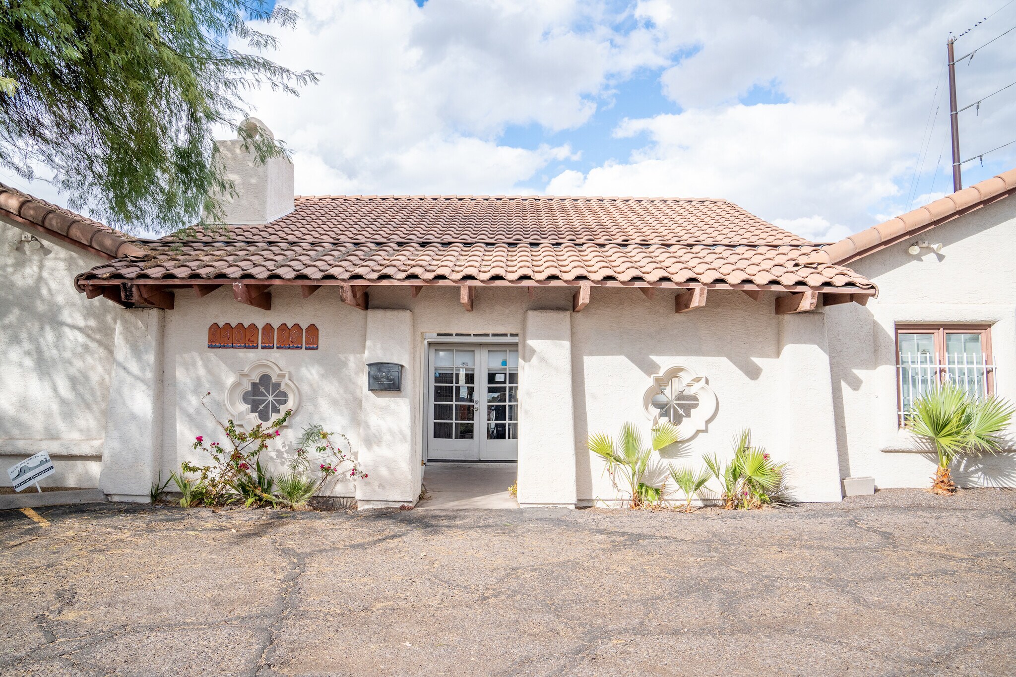 3402 N 36th St, Phoenix, AZ for lease Building Photo- Image 1 of 14