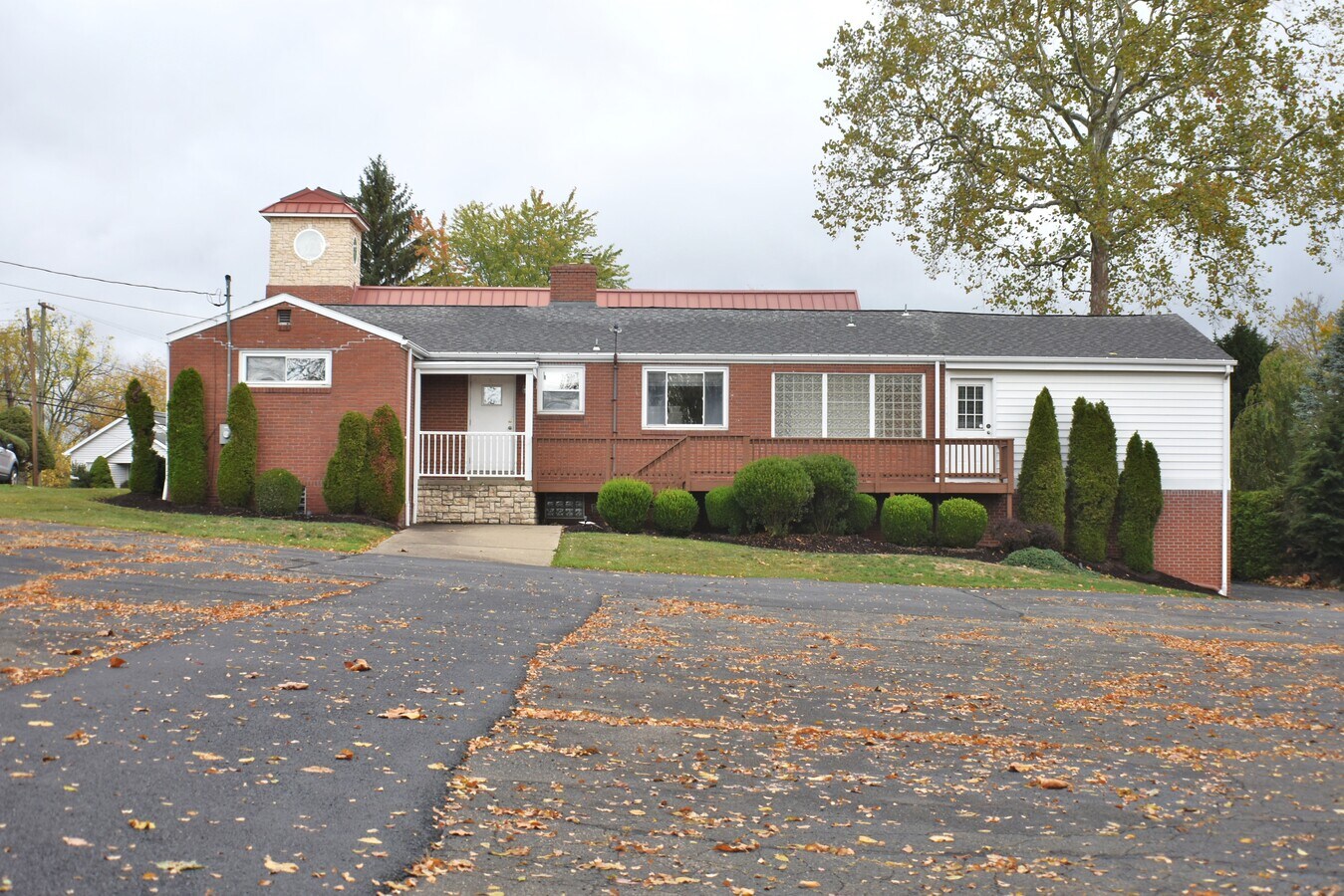 7 Church St, Lawrence, PA 15055