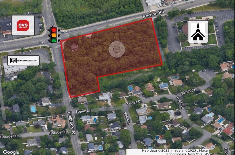 736 Portion Rd, Ronkonkoma, NY for sale - Primary Photo - Image 1 of 1