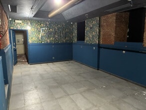 Retail in Madrid, Madrid for lease Interior Photo- Image 1 of 9