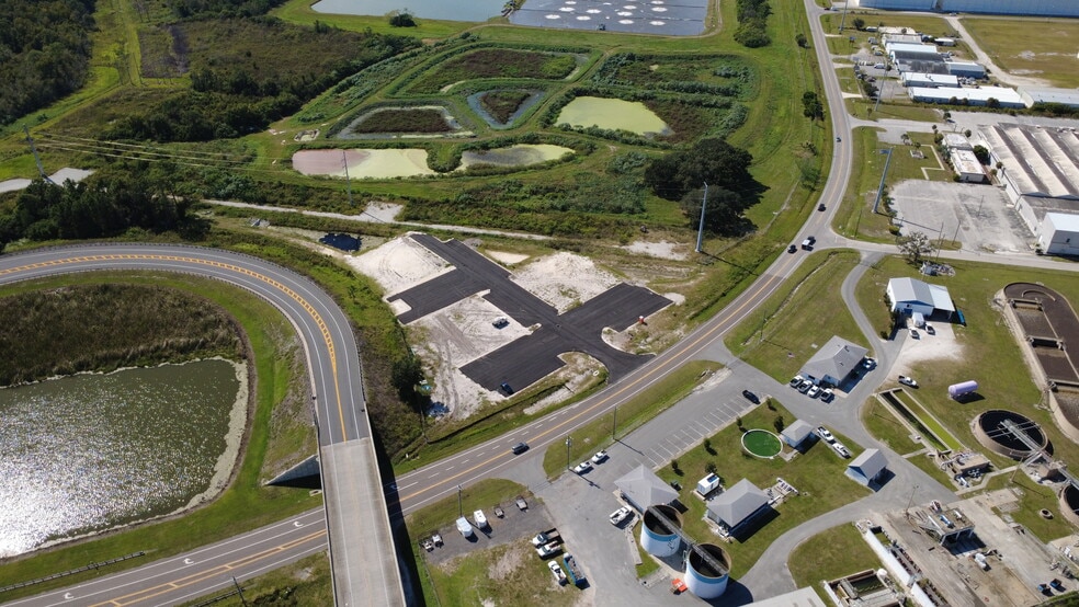 0 Recker Highway portfolio of 3 properties for sale on LoopNet.com - Building Photo - Image 3 of 7