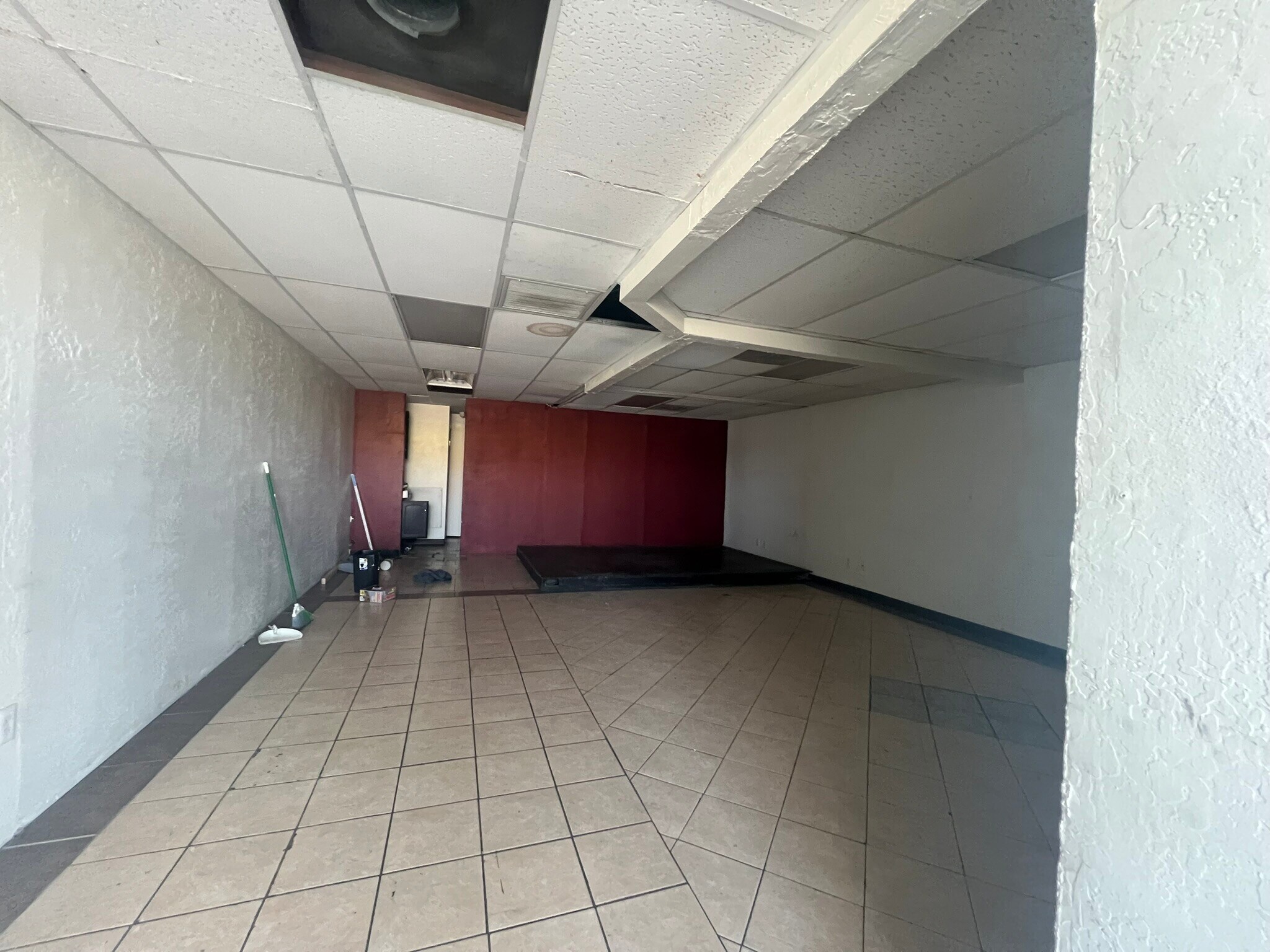 12416 N 28th Dr, Phoenix, AZ for lease Interior Photo- Image 1 of 1