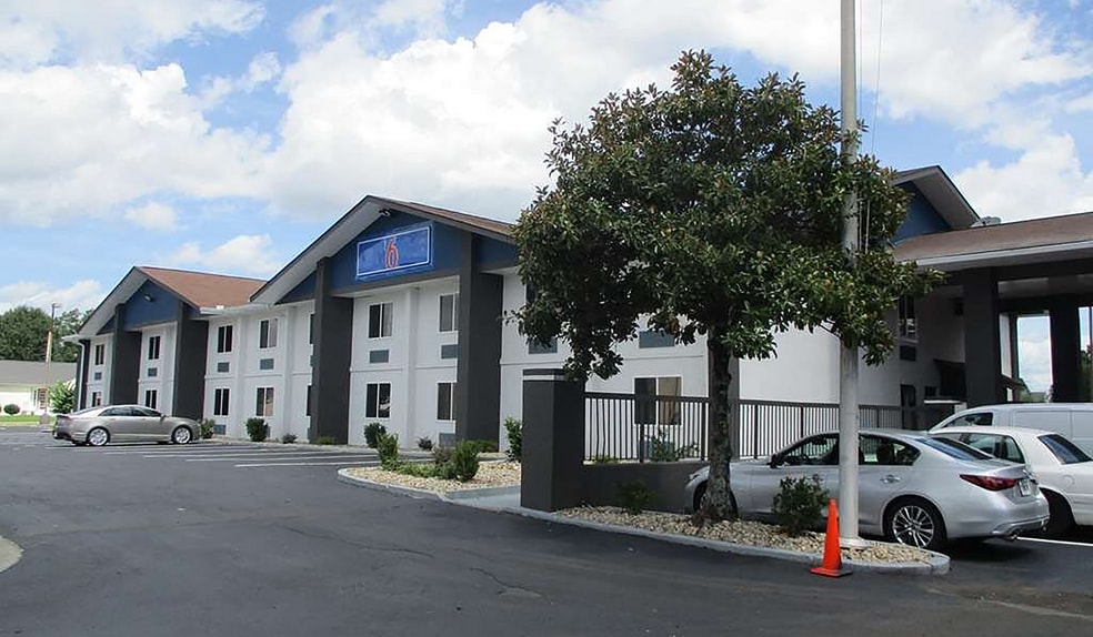 5505 Brainerd Rd, Chattanooga, TN for sale - Primary Photo - Image 1 of 1