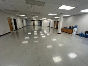 1641 Thompson Rd, Hartselle, AL for lease Building Photo- Image 2 of 10