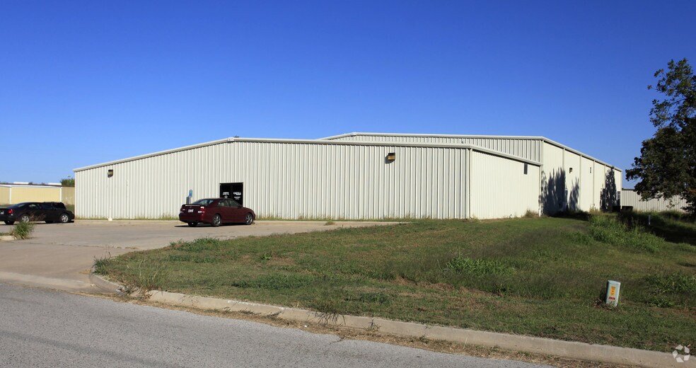 16401 NE 23rd St, Choctaw, OK for sale - Primary Photo - Image 1 of 1