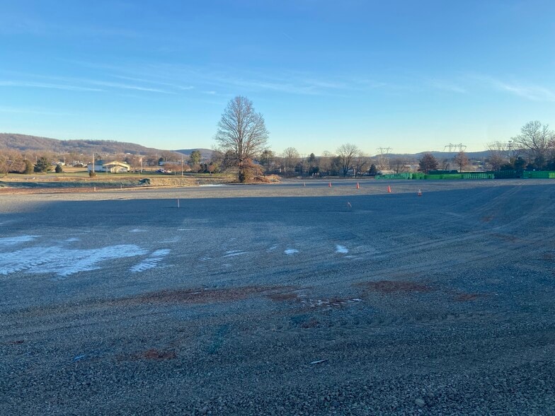 1904 Tollgate Rd, Palm, PA for sale - Building Photo - Image 1 of 1