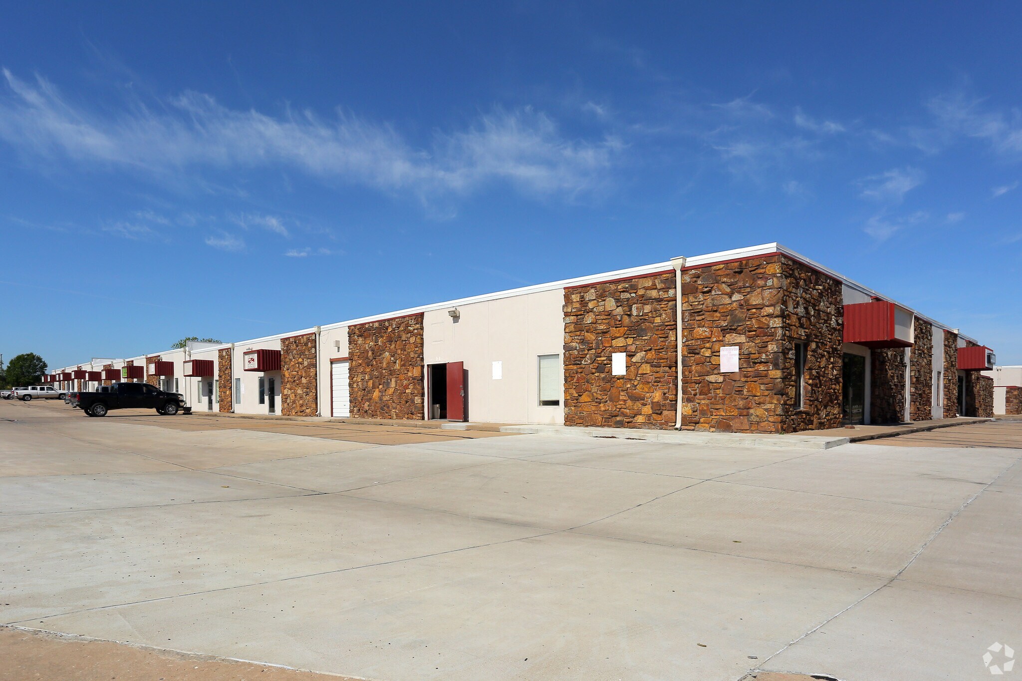 12302-12326 E 60th St, Tulsa, OK for sale Primary Photo- Image 1 of 1