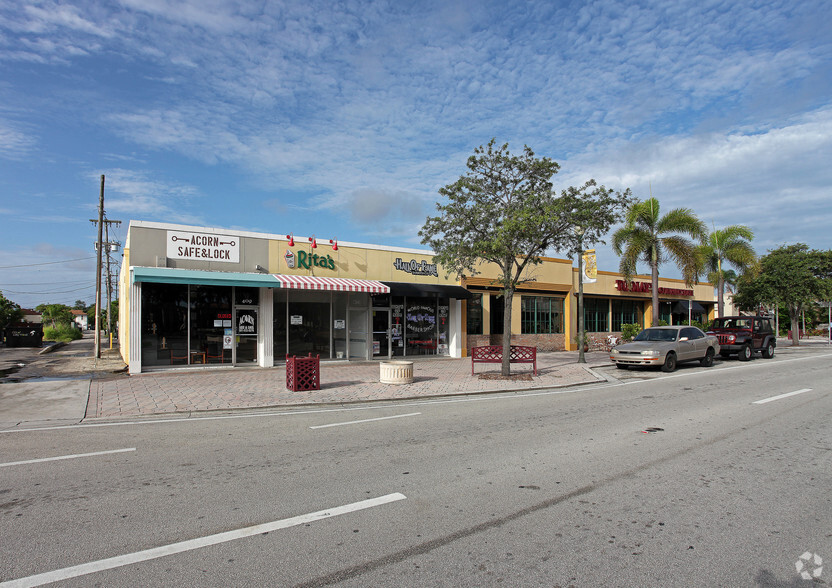 409 Lake Ave, Lake Worth, FL for sale - Primary Photo - Image 1 of 3